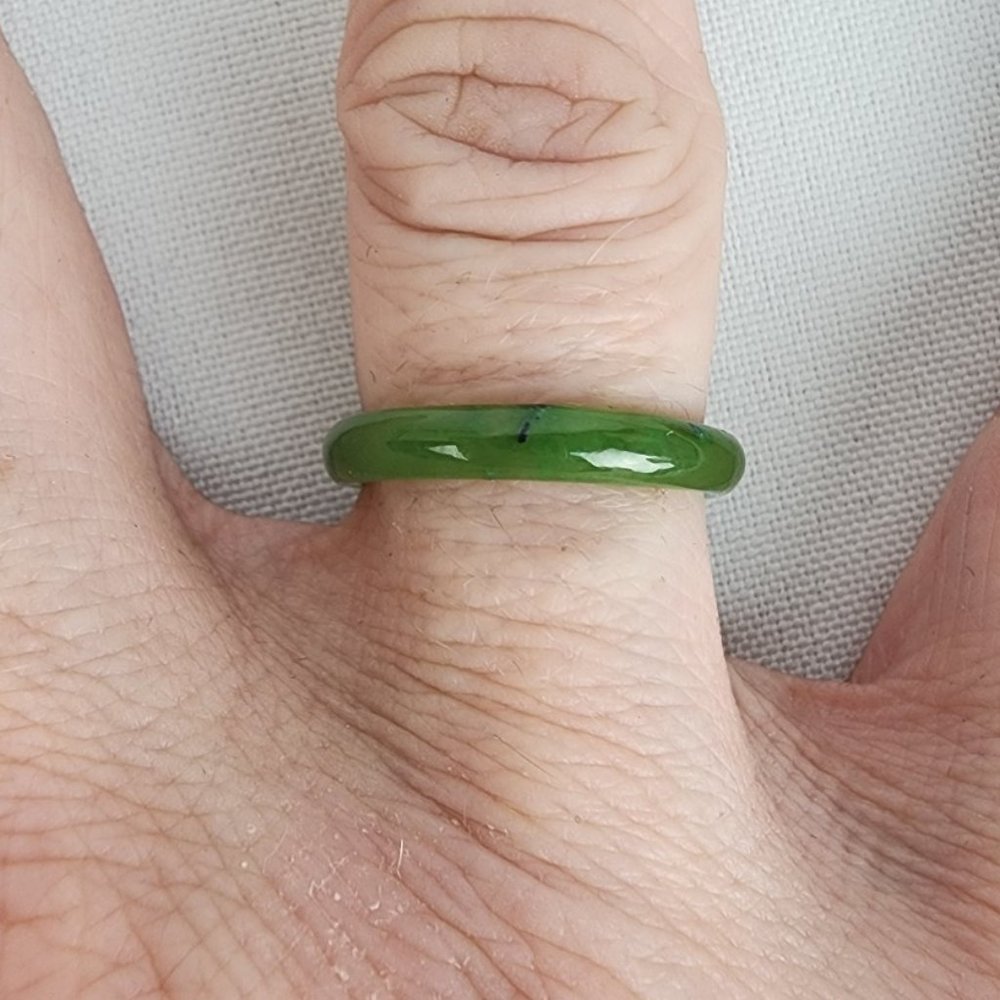 Green Natural Stone Carved Ring Size 7